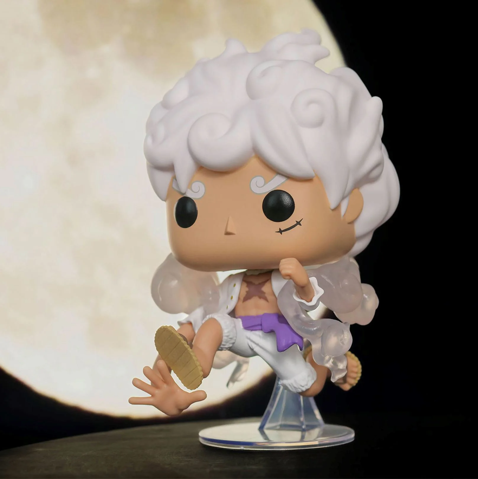 Figurina Funko Pop Luffy Gear Five, 2 tipuri foto