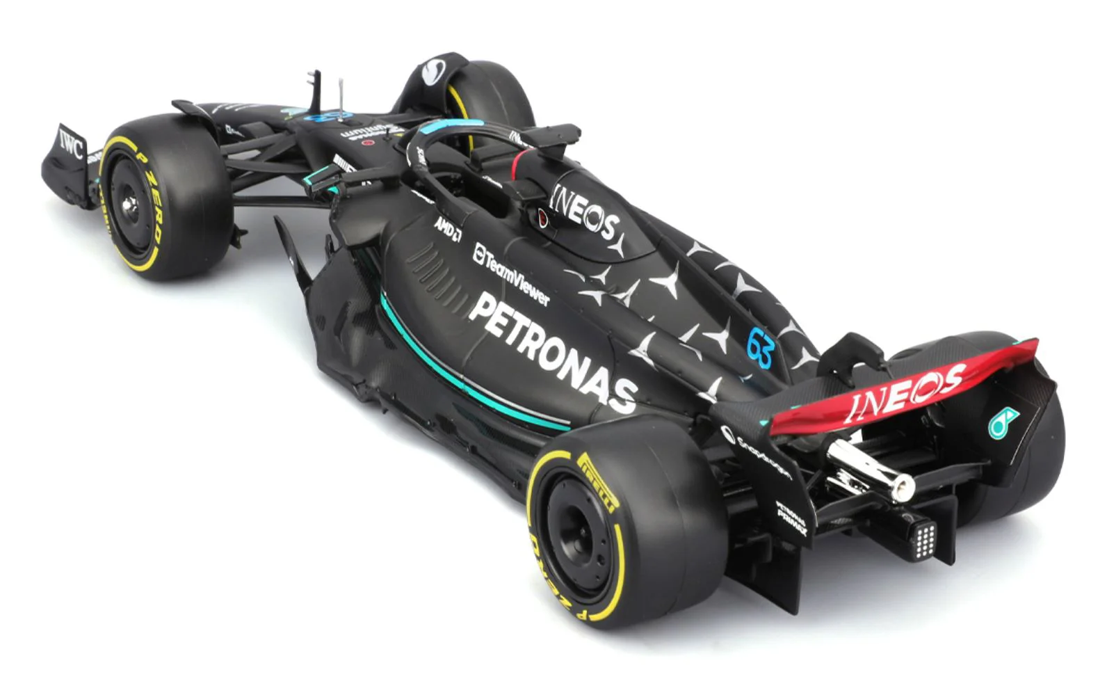Модель автомобиля Bburago Mercedes-AMG F1 W14 E Performance с фигуркой, 1:24 foto