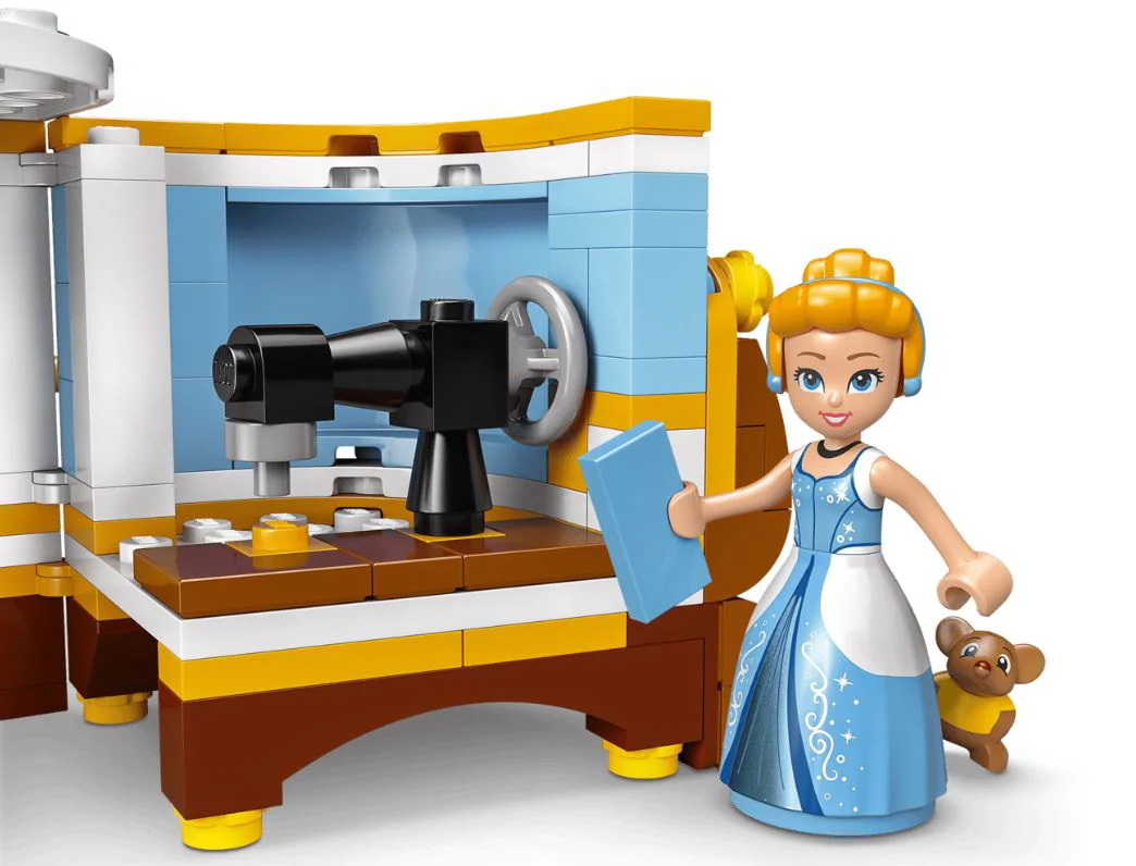 LEGO Disney - Rochia Cenusaresei, 474 el. foto