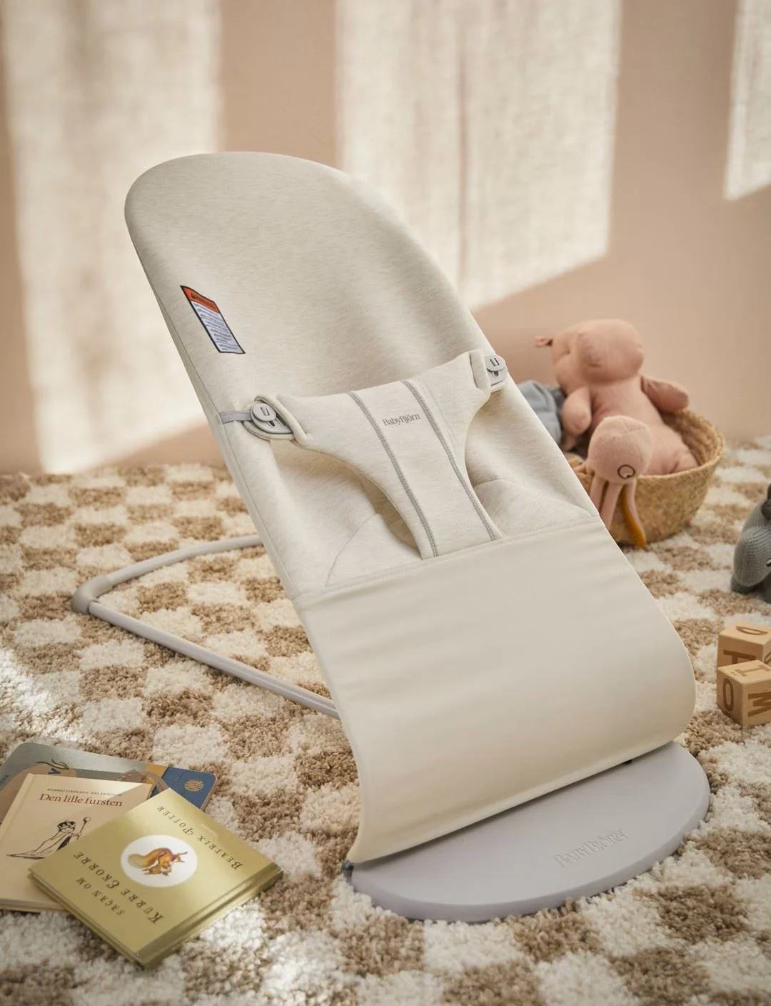 Кресло-шезлонг BabyBjorn Bliss Light Beige, 3D Jersey foto