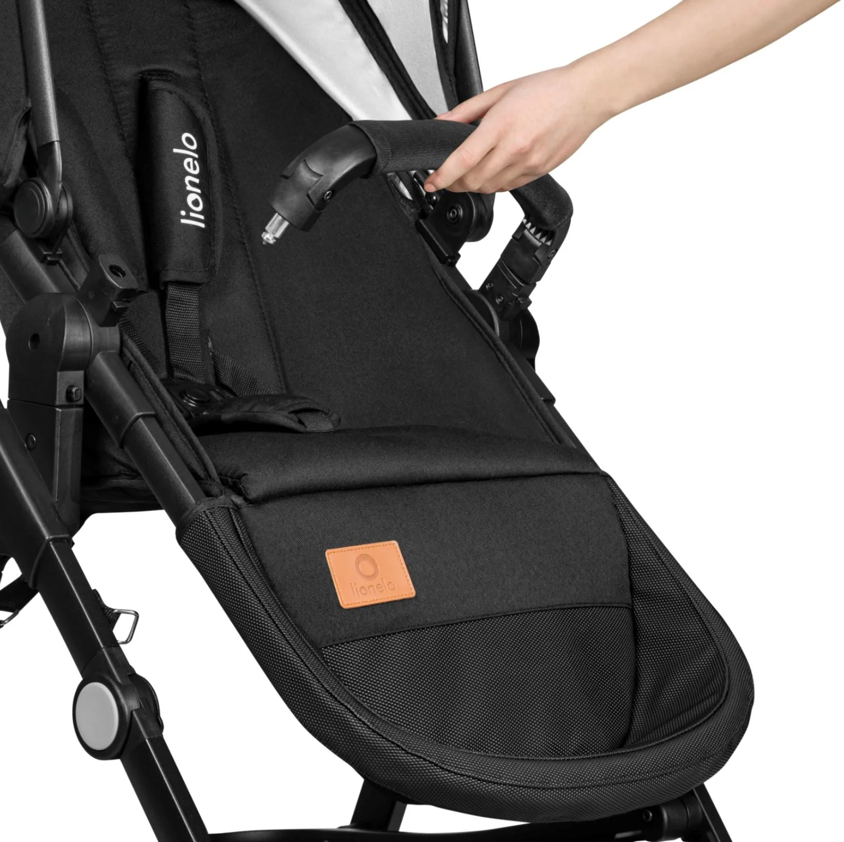 Carucior 3 in 1 Lionelo Bianka Black Onyx foto