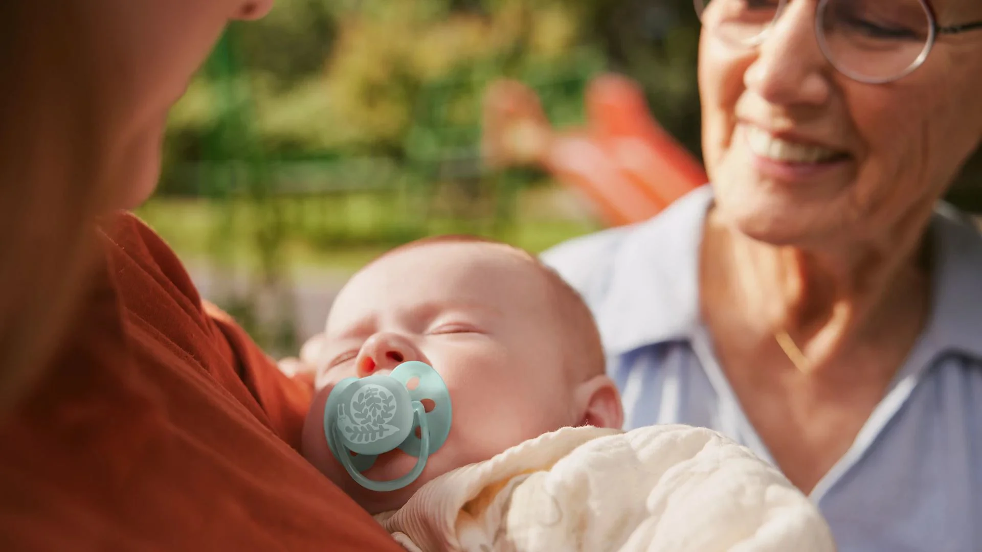 Suzete din silicon Philips Avent Ultra Soft Forest Friends (0-6 luni), 2 buc. foto