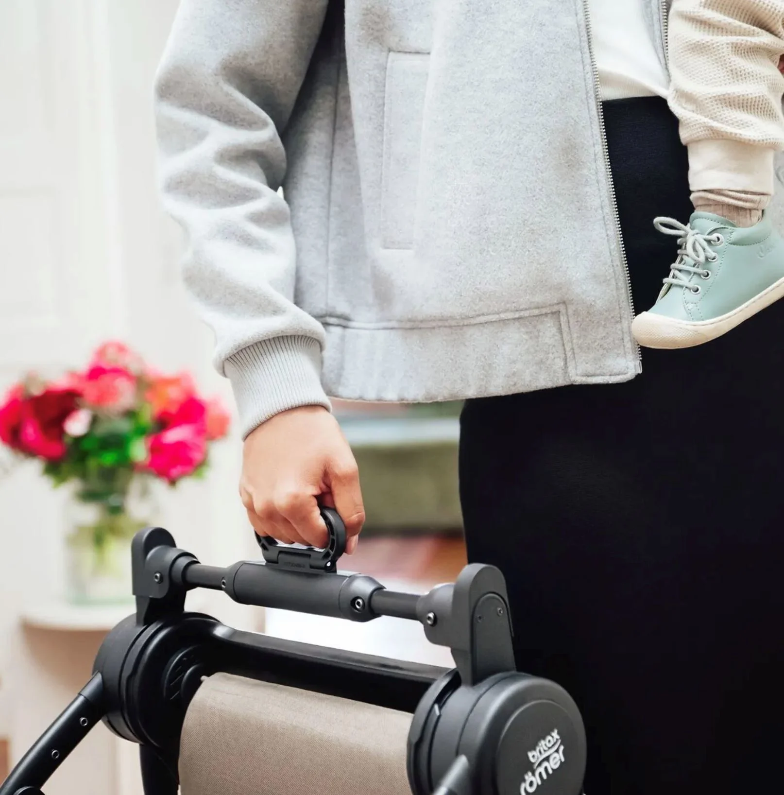 Carucior pentru plimbare Britax Romer Rio Carbon Negru foto