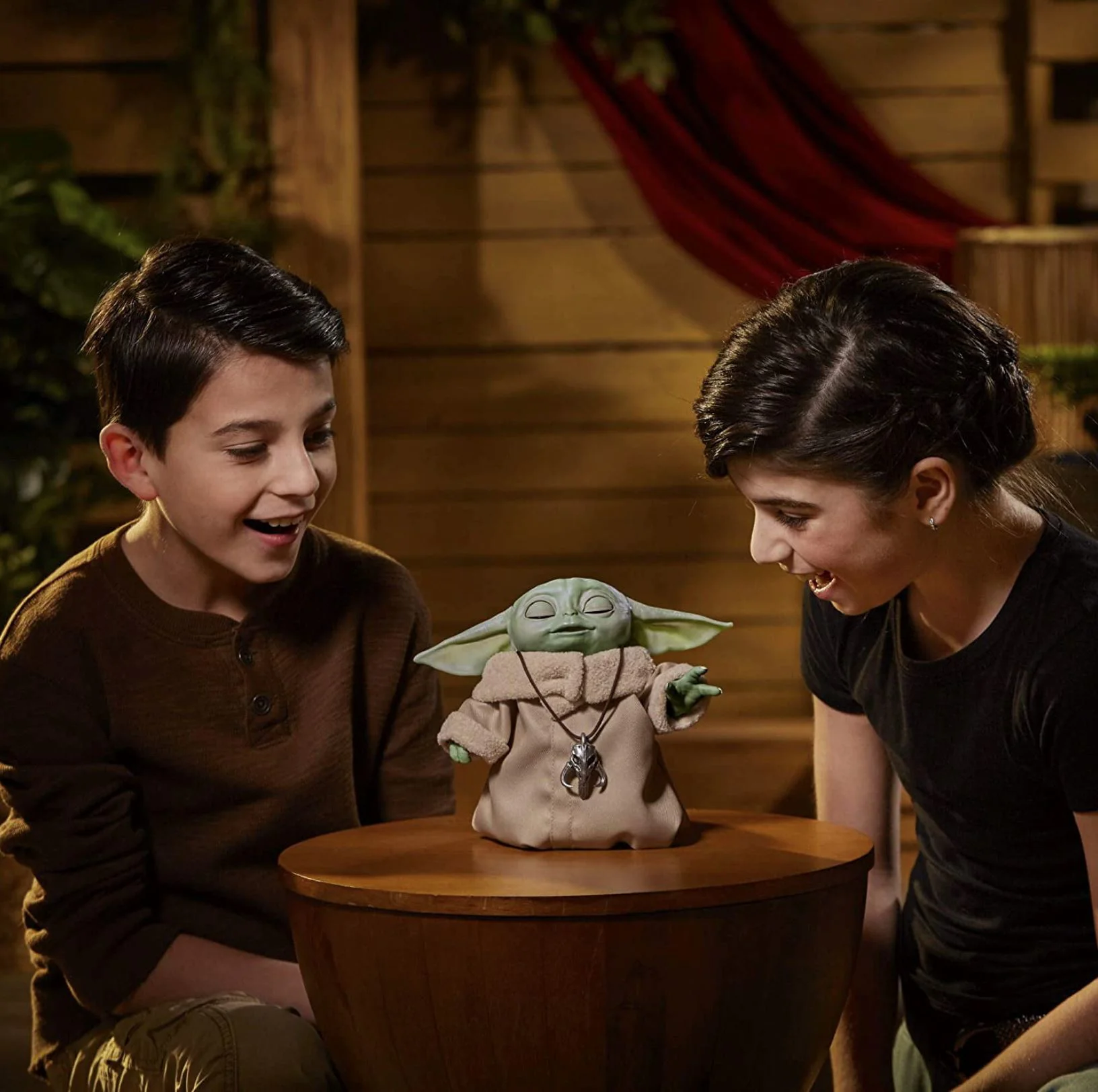 Игровой набор Toys Outlet Говорящий Baby Yoda, 18 см foto