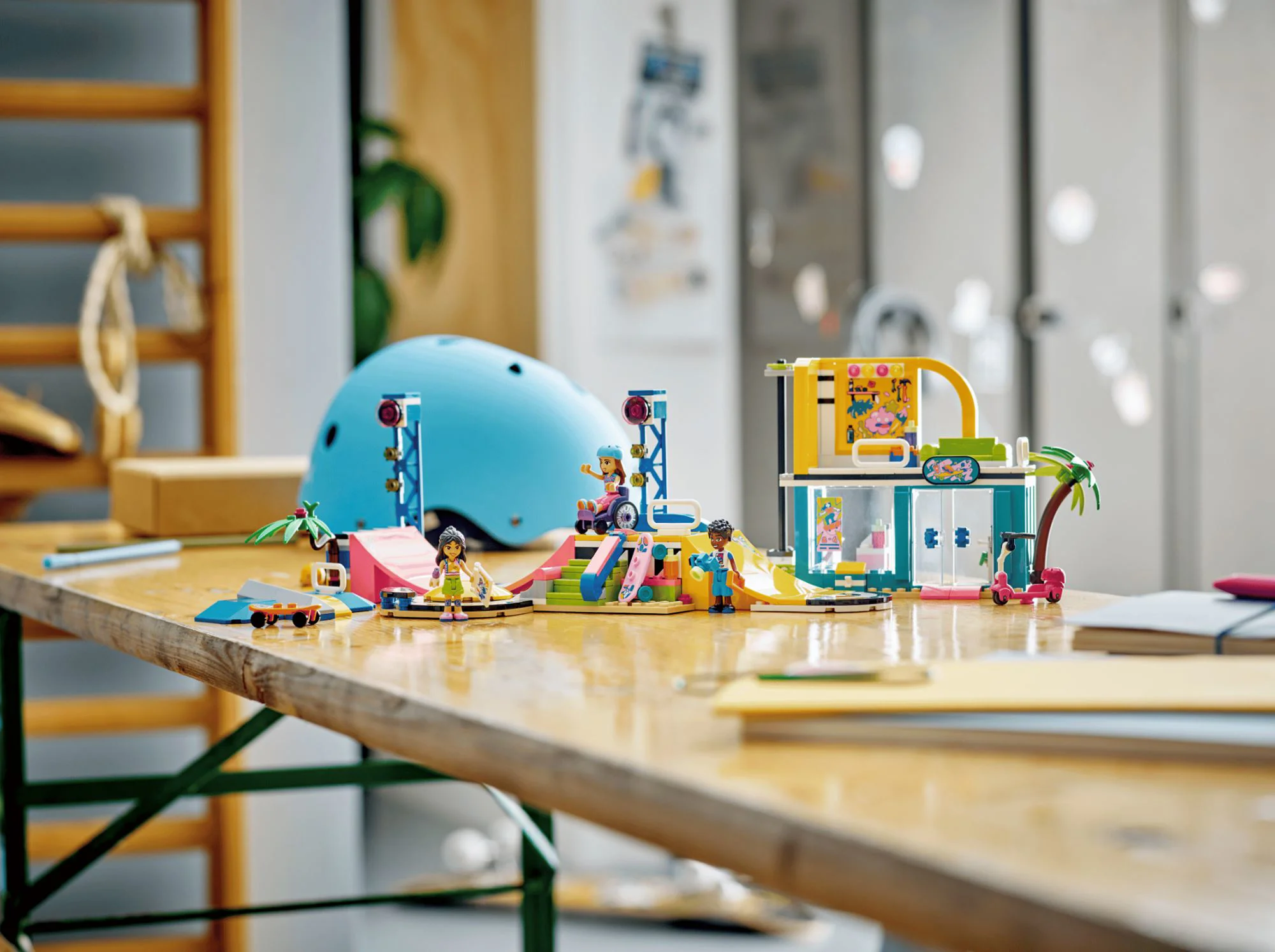 Set de constructie Lego Friends Skate Park, 431 el. foto