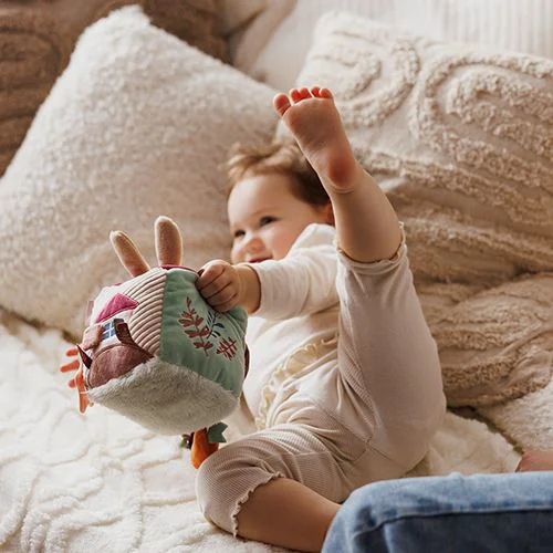 Мягкая развивающая игрушка BabyOno Rabbit Karo foto