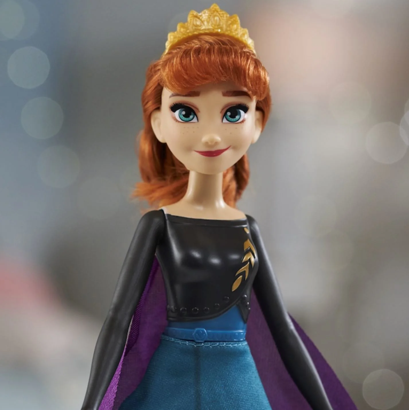 Papusa Toys outlet Disney Frozen Anna, Transformarea Reginei foto
