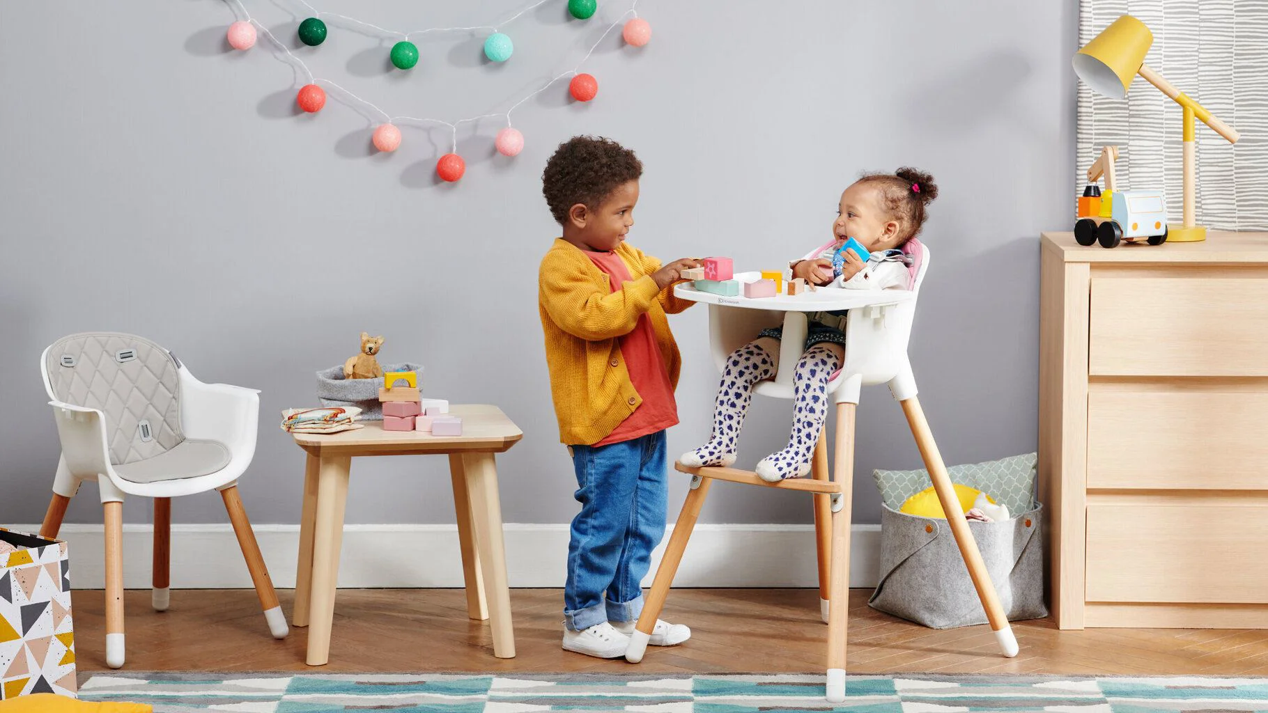 Scaun de masa 2in1 Kinderkraft Sienna Roz foto