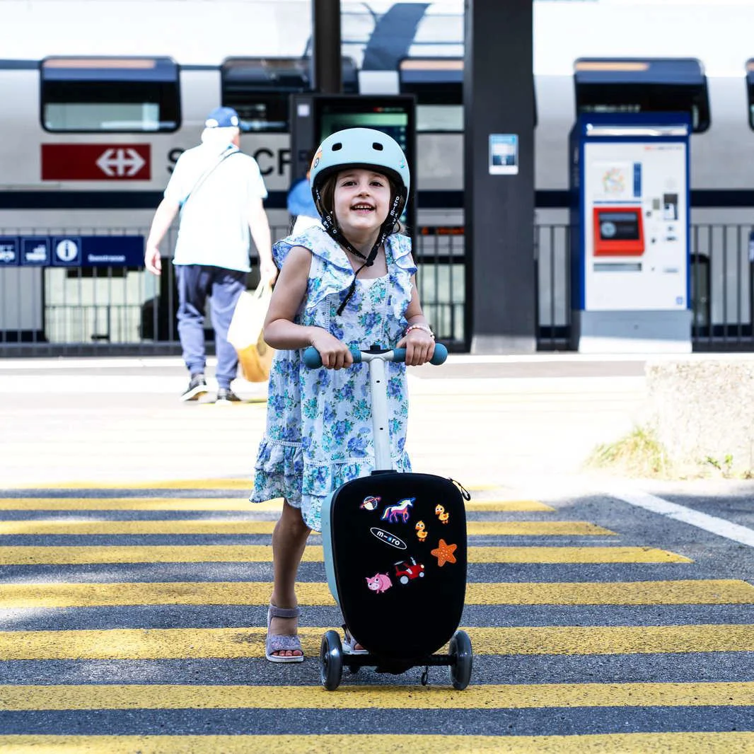 Trotineta Micro Luggage Junior Patch & Play Frosty Blue Limited Edition foto