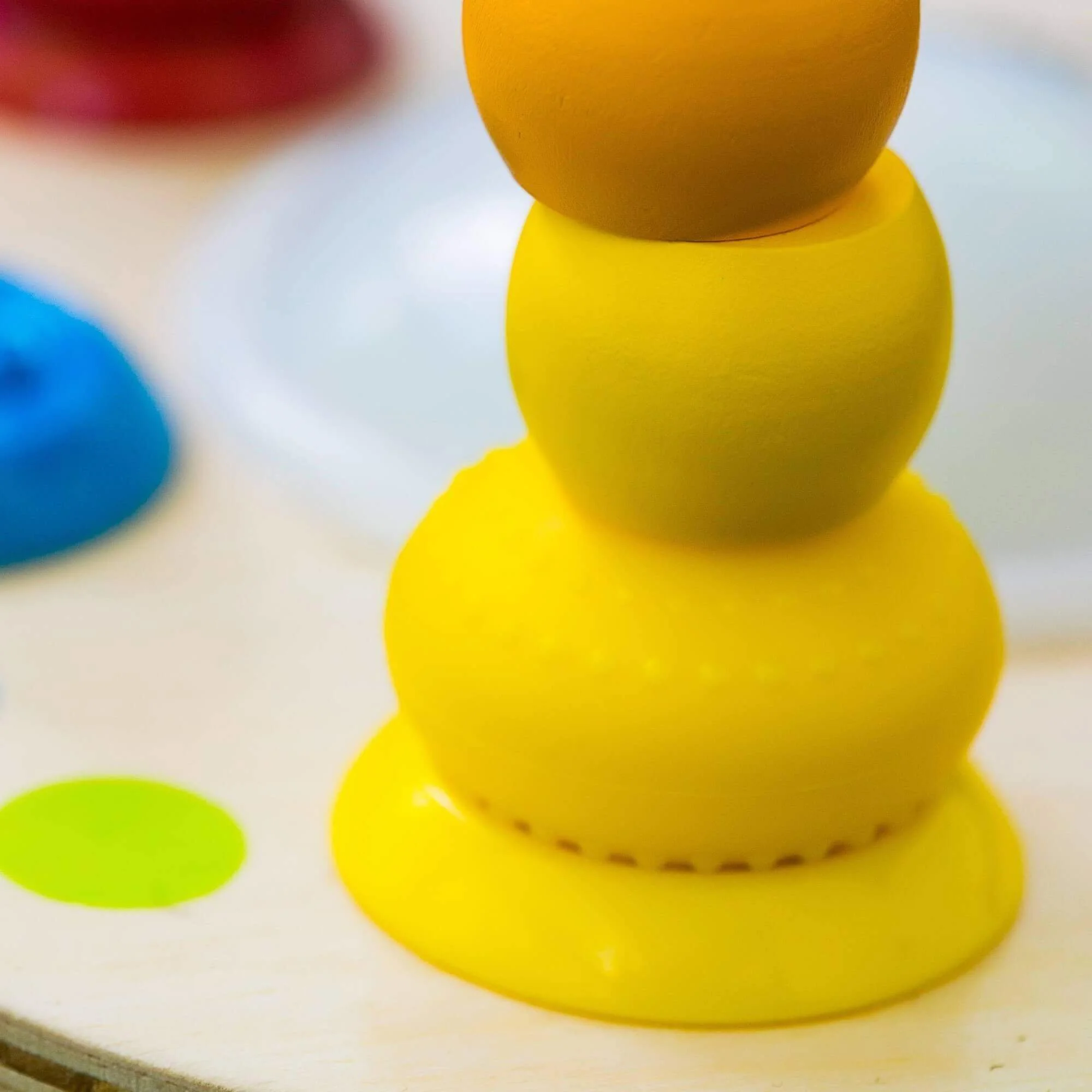 Jucarie cu bile din lemn Hape & Baby Einstein Color Mixer