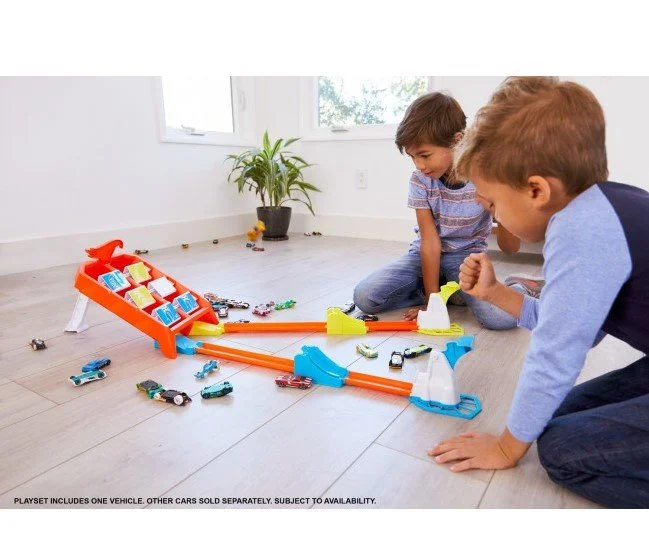 Set de joc Hot Wheels "Launch Across Challenge" foto