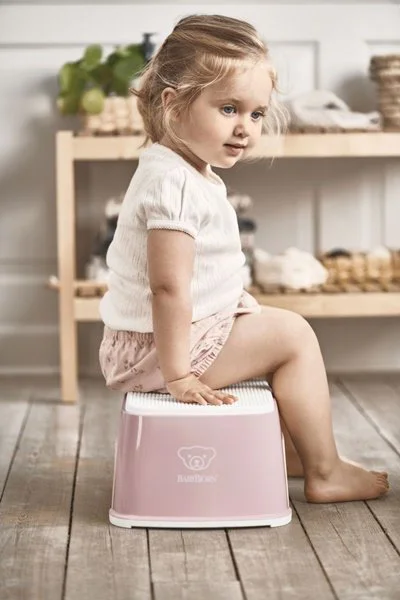 Стульчик-подставка BabyBjorn Step Stool Powder Pink/White foto