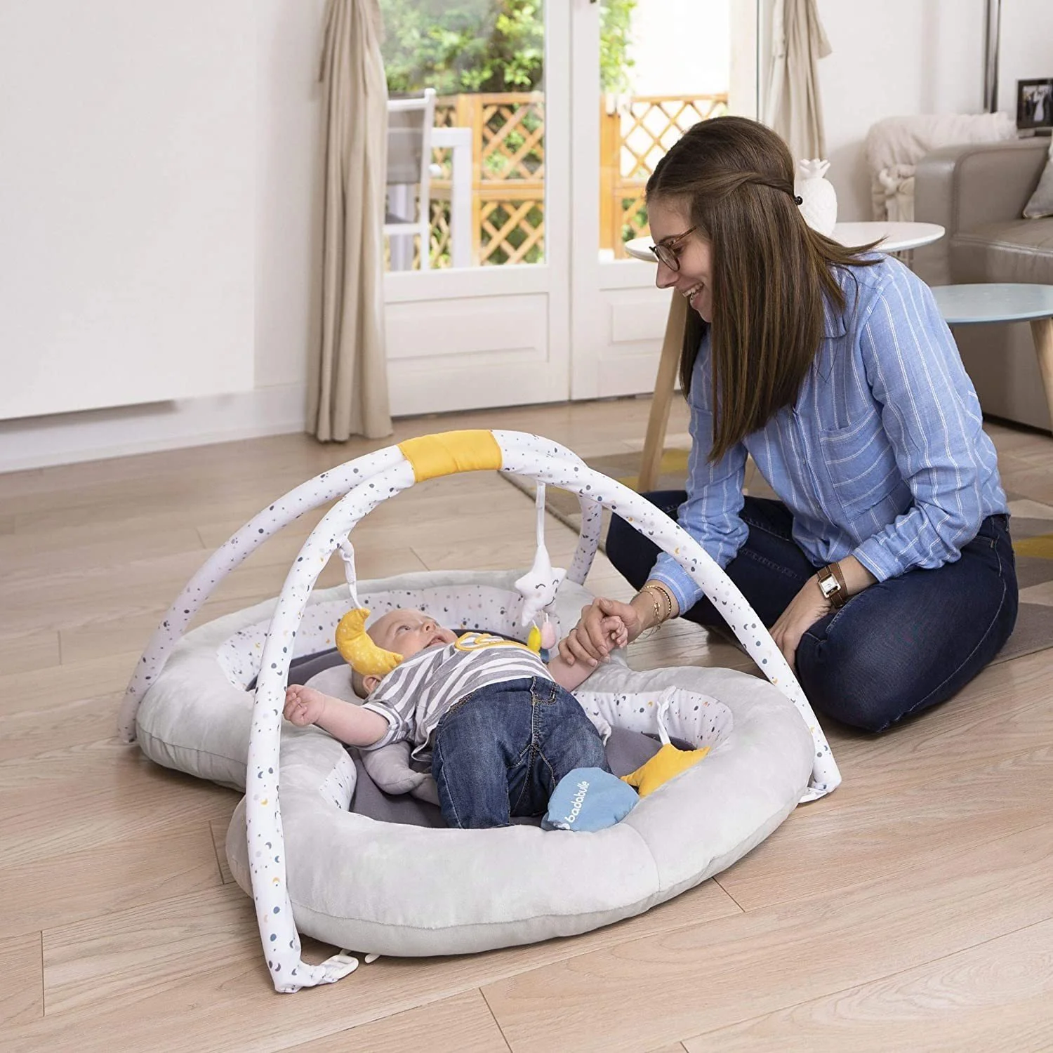 Salteluta de activitati 2 in 1 Badabulle Nest Moonlight