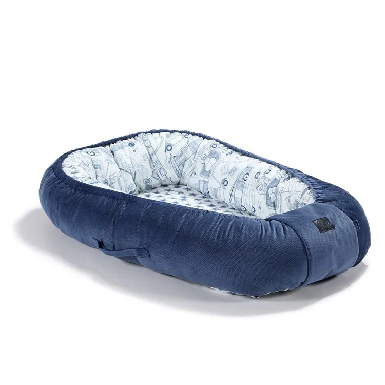 Babynest La Millou Velvet Collection - Route 66 - Harvard Blue foto