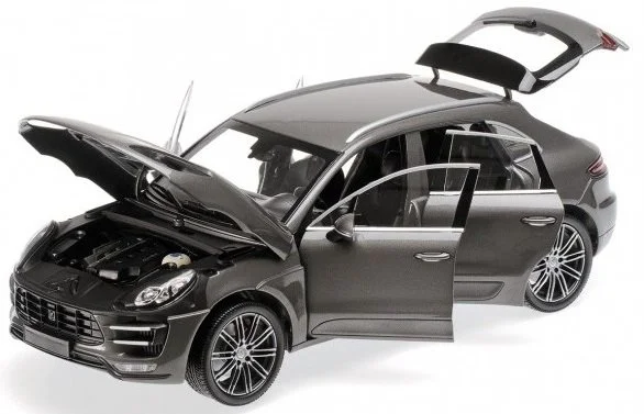 Машина  Bburago Porsche Macan (1:24)