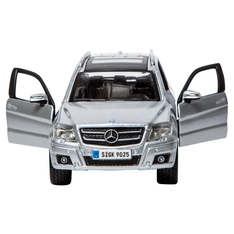 Masina Bburago Mercedes-Benz GLK-Class (1:32)