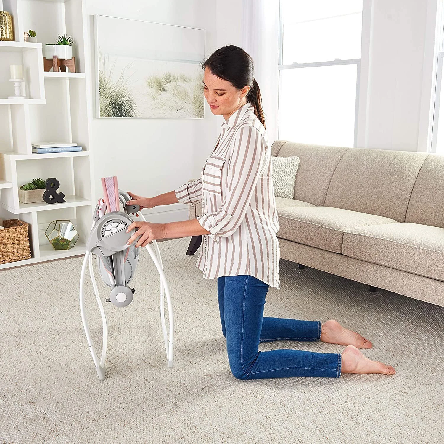 Музыкально-электронные качели Bright Starts Ingenuity Comfort 2 Go Flora the Unicorn