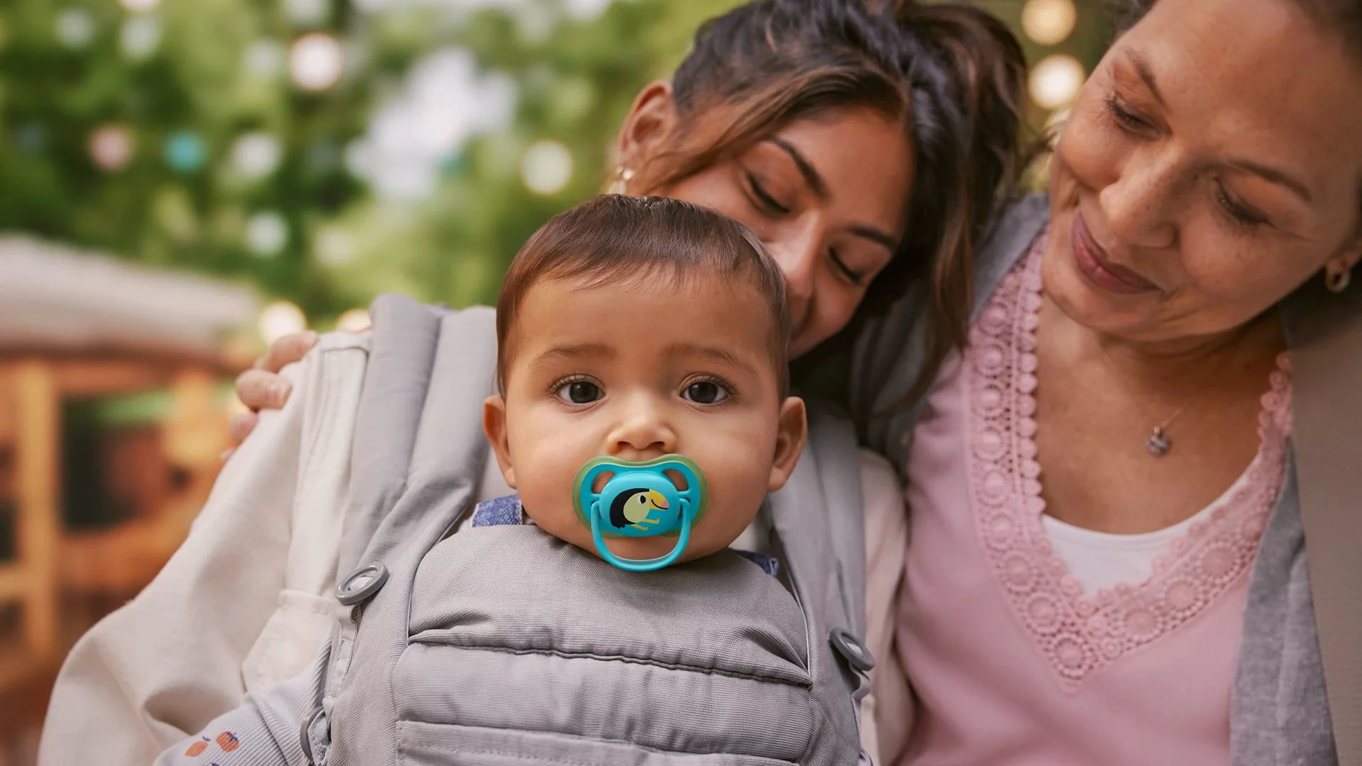 Силиконовые пустышки Philips Avent Ultra Air Папугай-тигр (6-18 мес.), 2 шт. foto