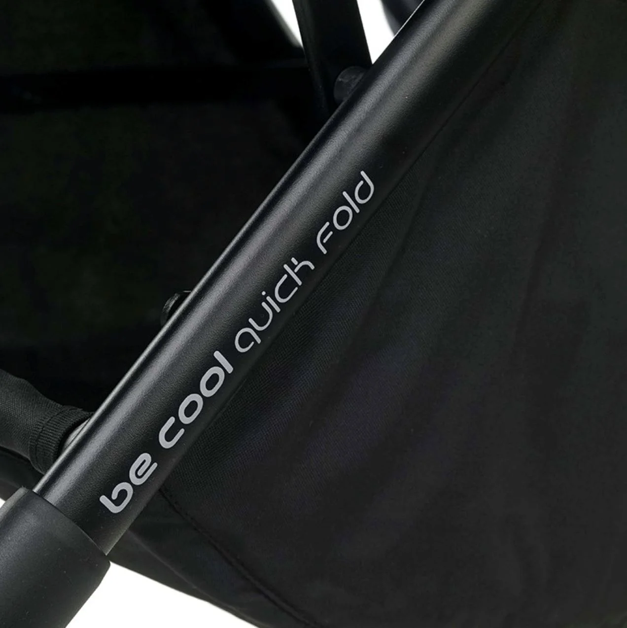 Carucior pentru copii Be Cool Quick Fold Negru foto