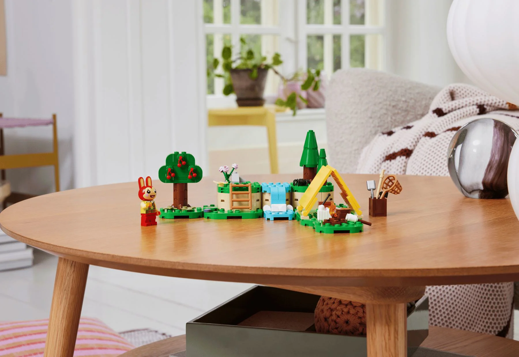 LEGO Animal Crossing - Активности на свежем воздухе с Банни foto