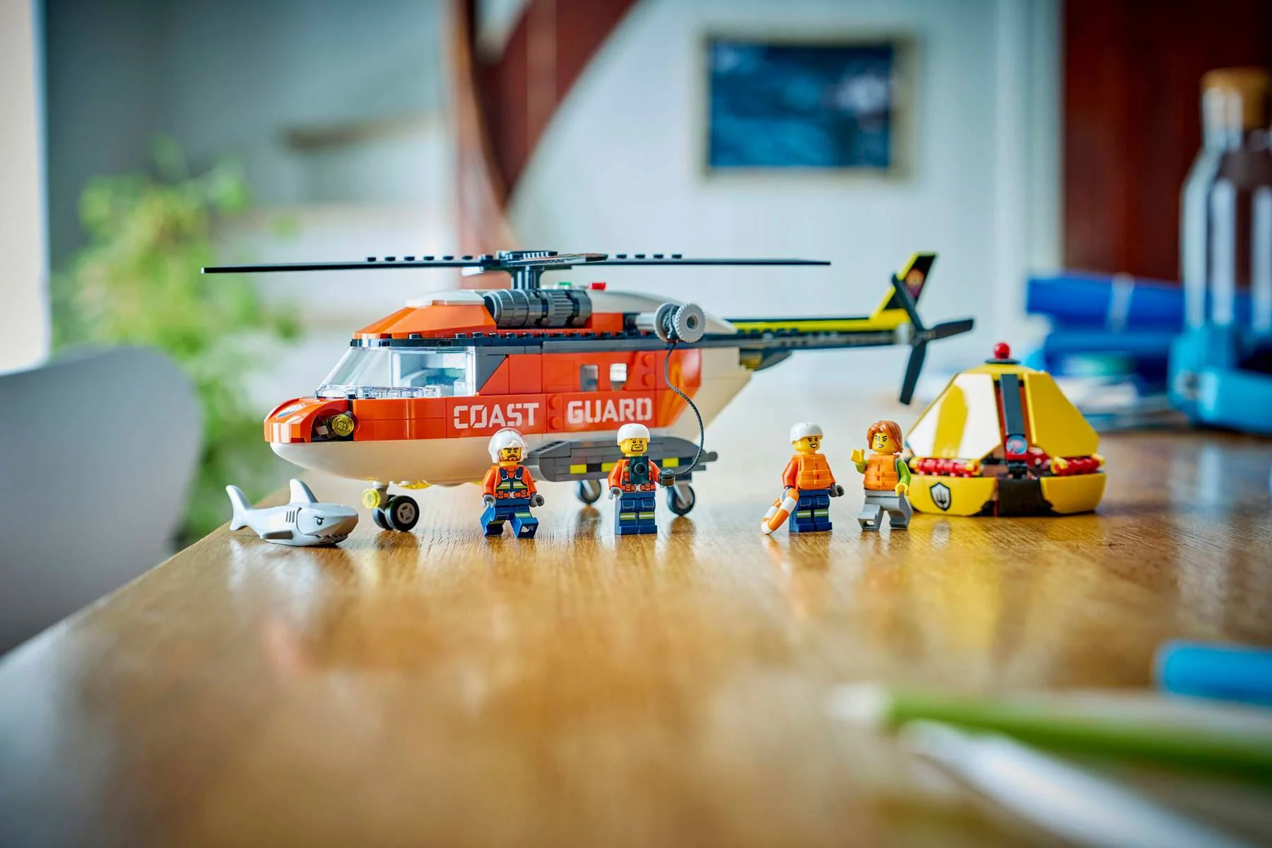 LEGO City - Elicopter al Garzii de Coasta foto
