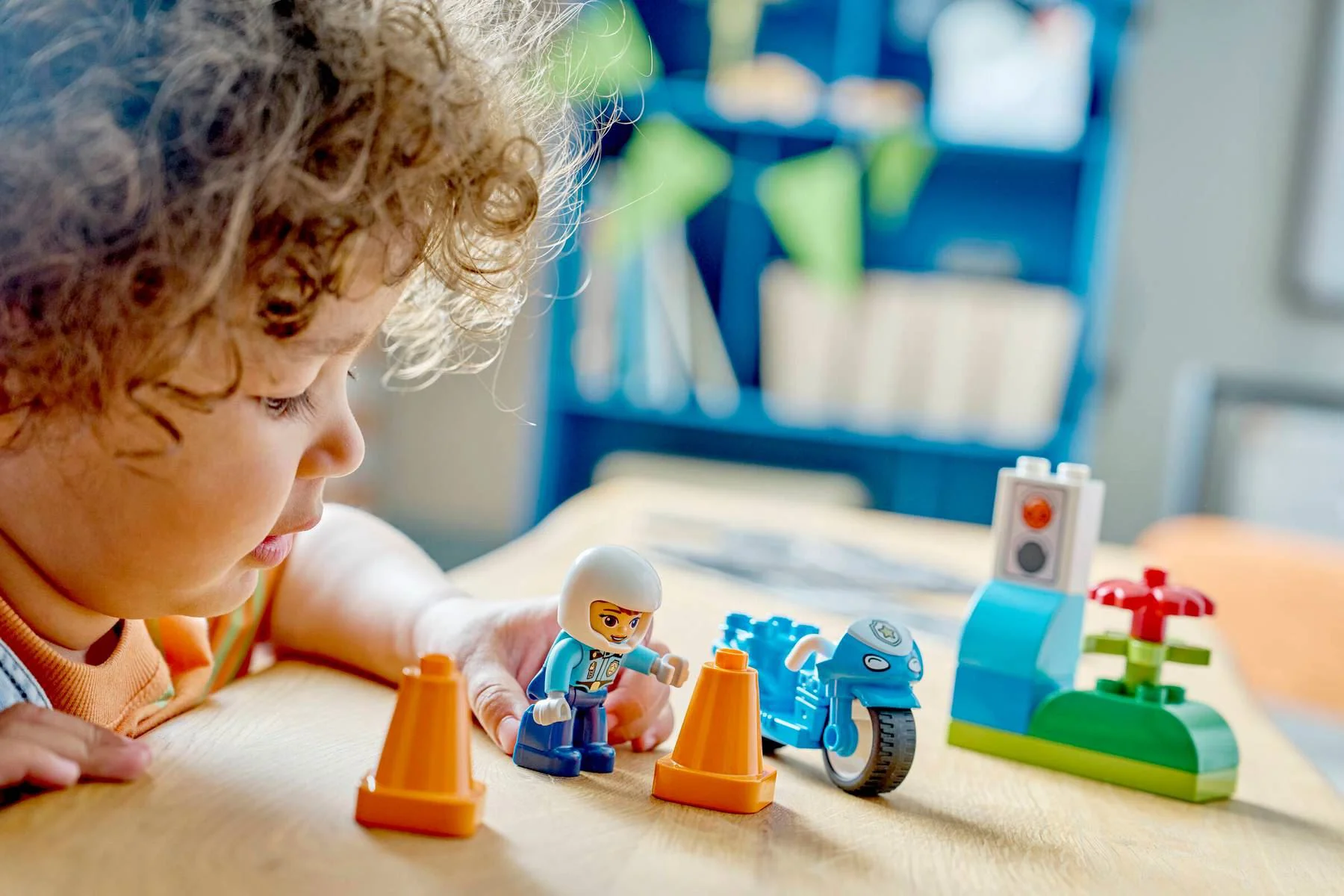 LEGO Duplo - Синий полицейский мотоцикл foto
