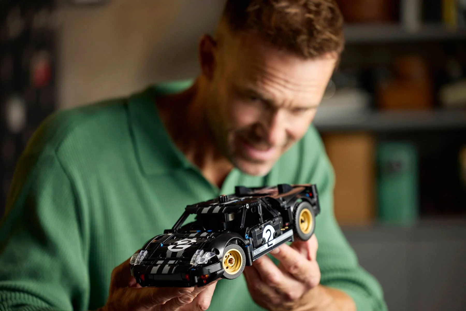 LEGO Technic - 1966 Ford GT40 MKII Race Car foto