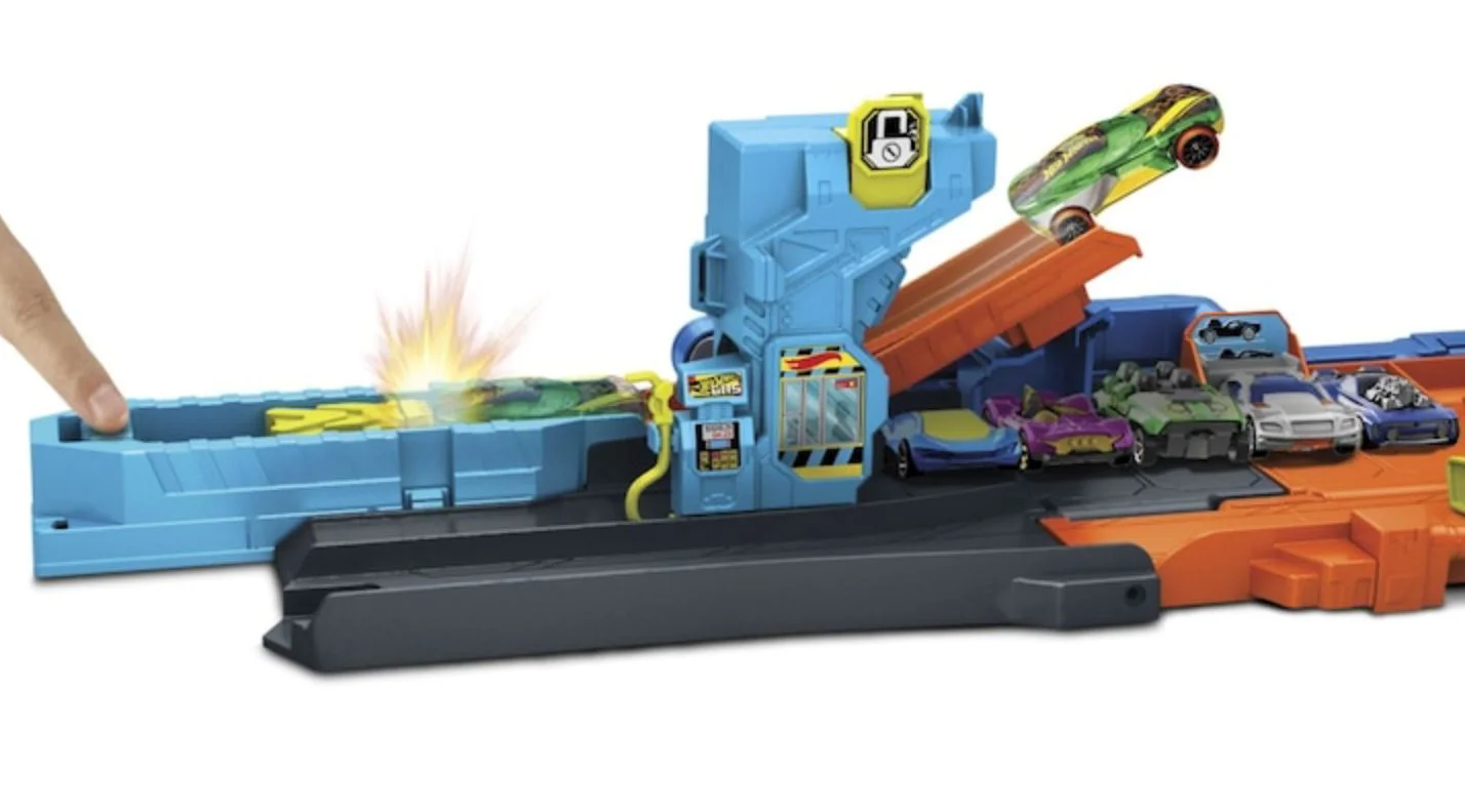 Set de joaca Hot Wheels Garaj transformabil cu pista foto