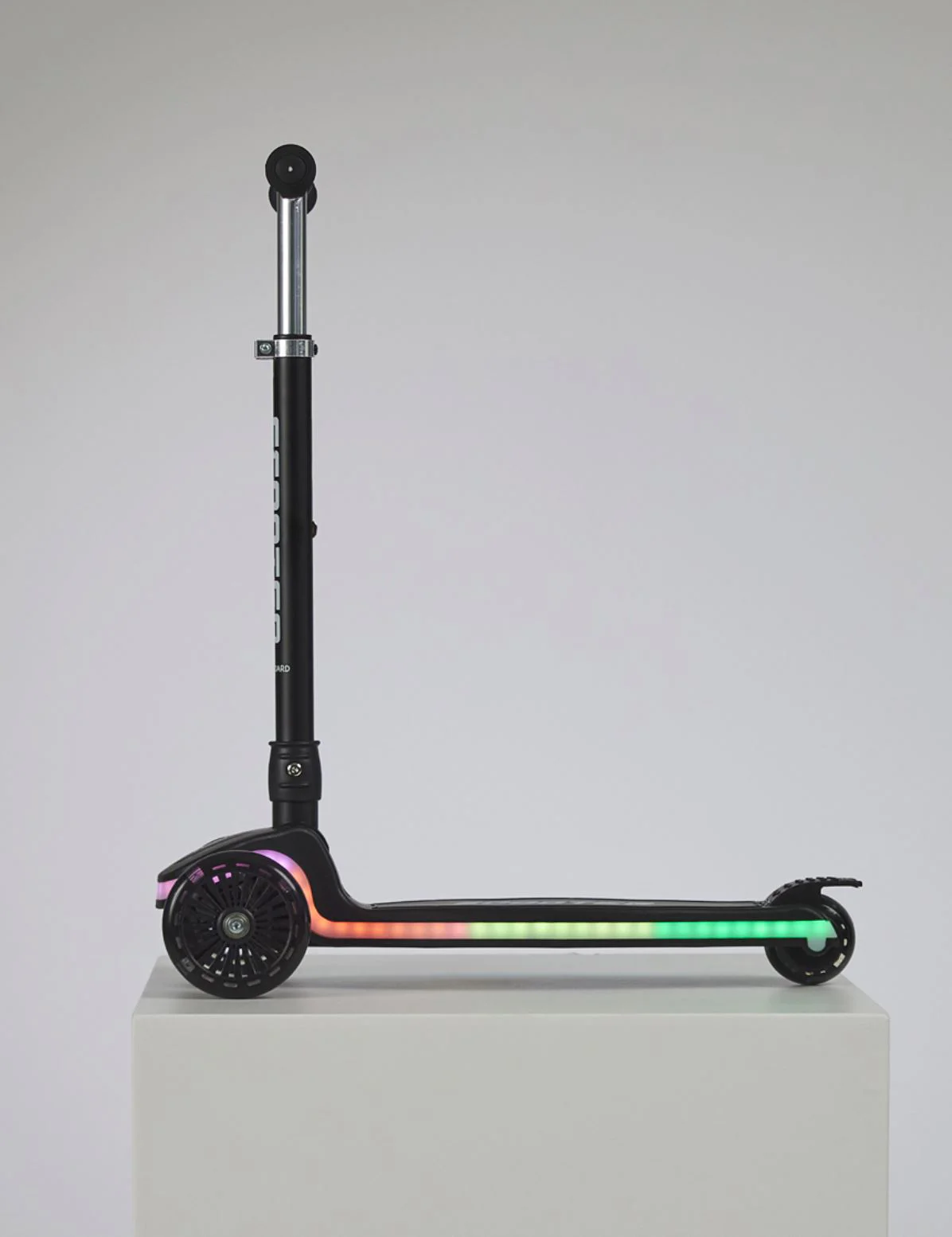Trotineta cu 3 roti Scooter LED si platforma Adamex Negru foto