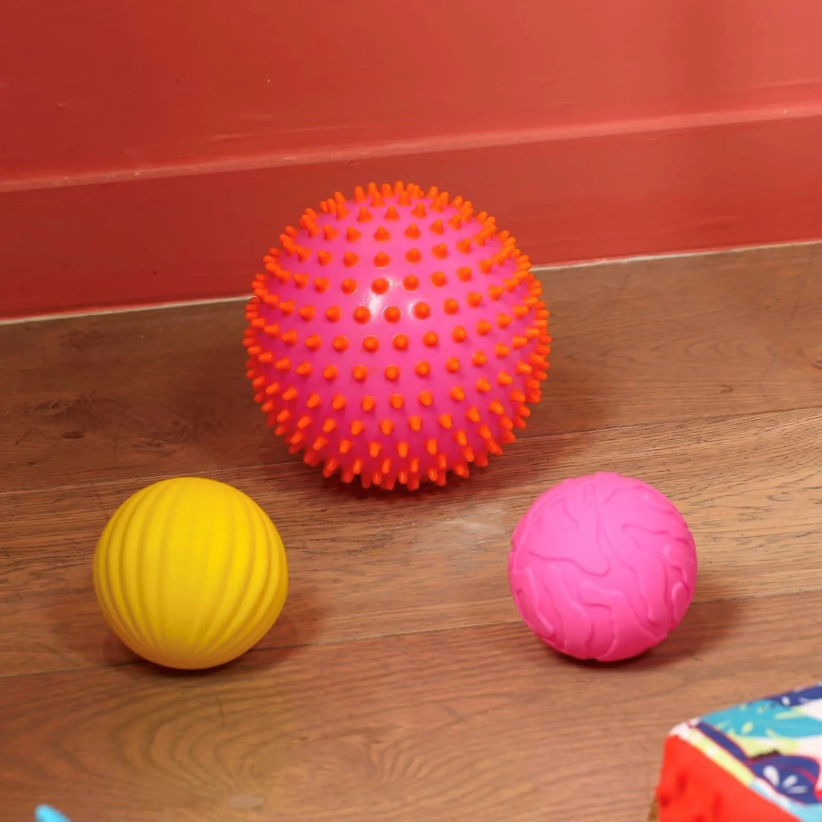 Набор для игры Ludi Сенсорные мячи, 3 шт. foto