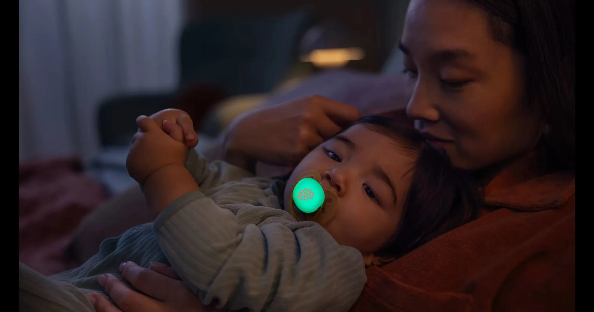 Suzete ortodontice de noapte Philips AVENT Ultra Soft Albastru-portocaliu (6-18 luni), 2 buc. foto
