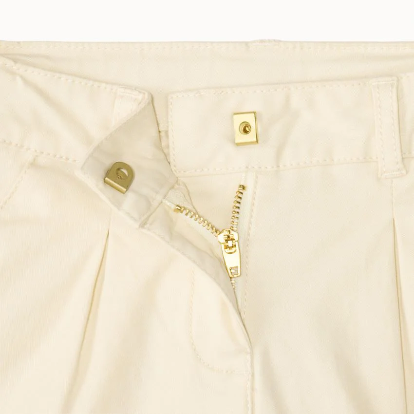 Orchestra Pantaloni scurti din twill Ecru foto