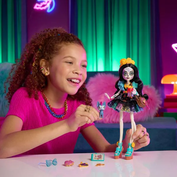Set de joaca Monster High "Skelita Calaveras" cu accesorii foto