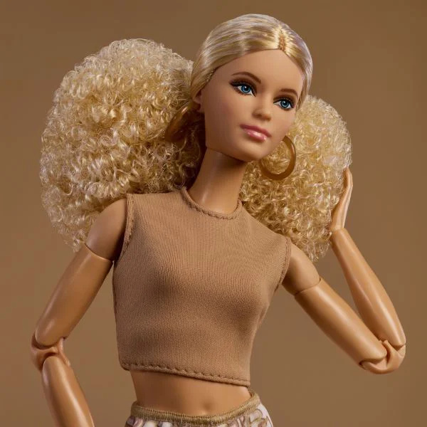 Papusa de colectie Barbie Basics Neutral Collection foto