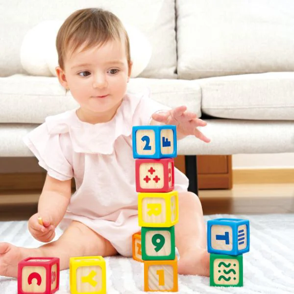 Деревянные кубики с силиконовыми краями Hape, 10 шт. foto