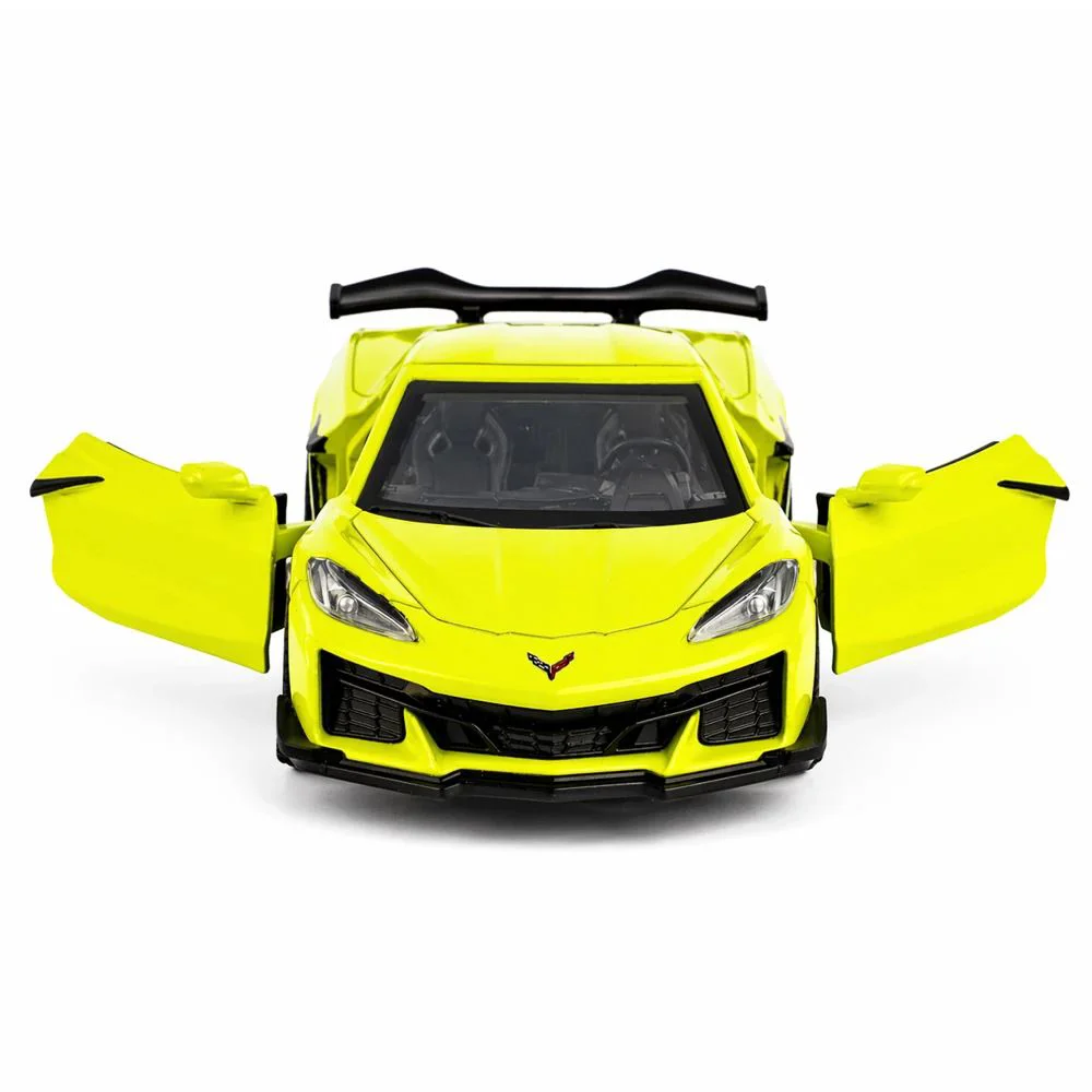 Masina din metal cu inertie Chevrolet Corvette C8 Z06 2024, 1:36, in sortiment foto