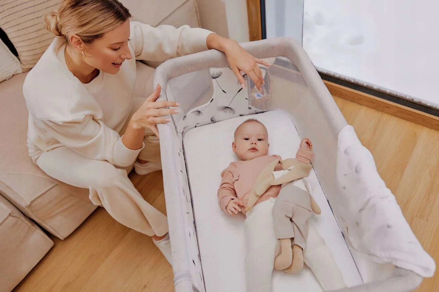 Patuc co-sleeper Lionelo Aurora Beige Sand foto