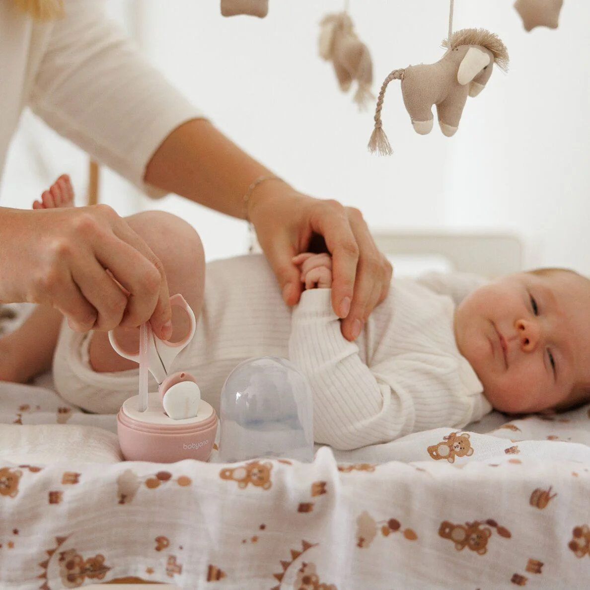 Набор для маникюра в футляре BabyOno Pink, 3 шт. foto