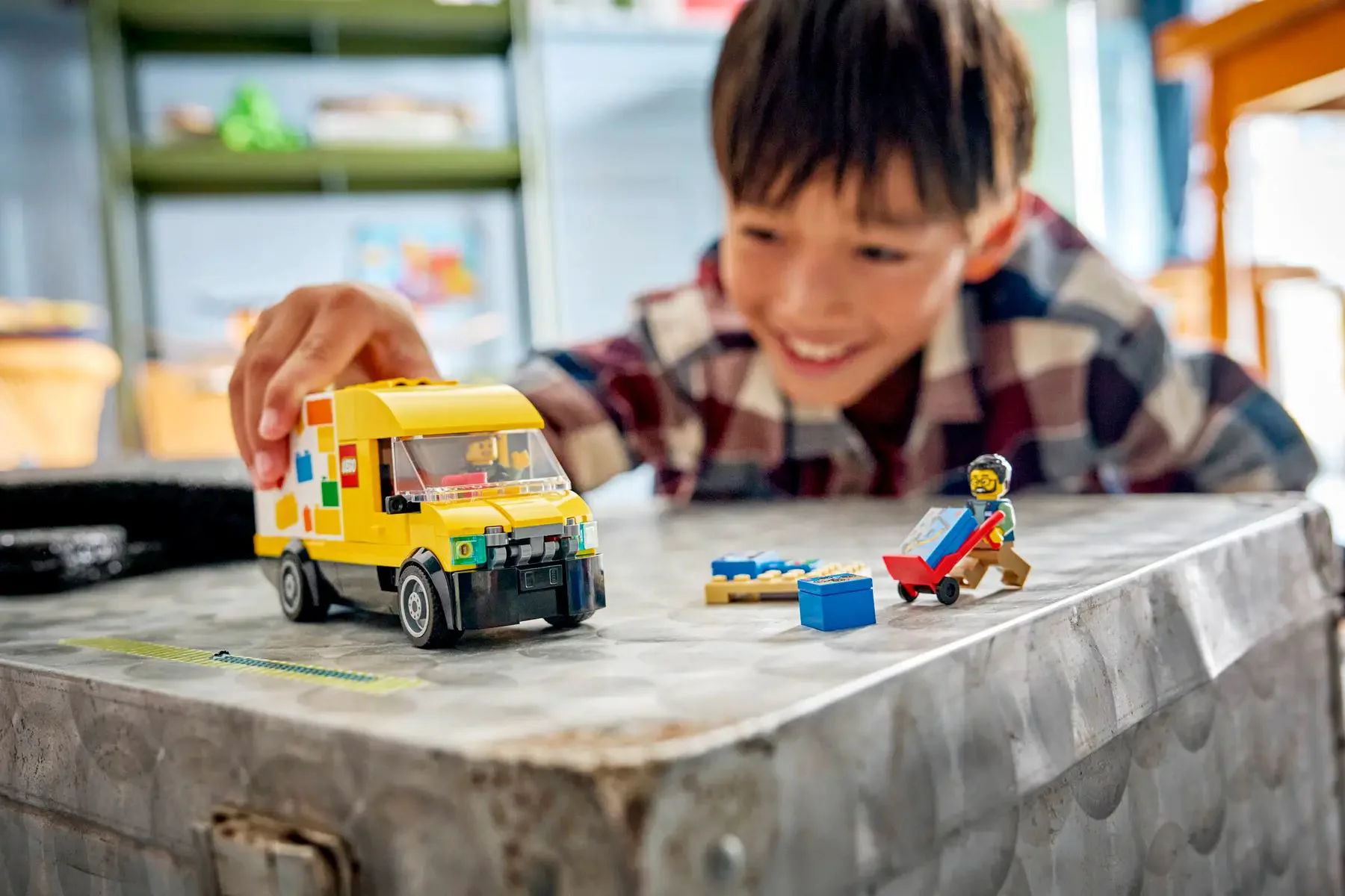LEGO City - Фургон LEGO foto