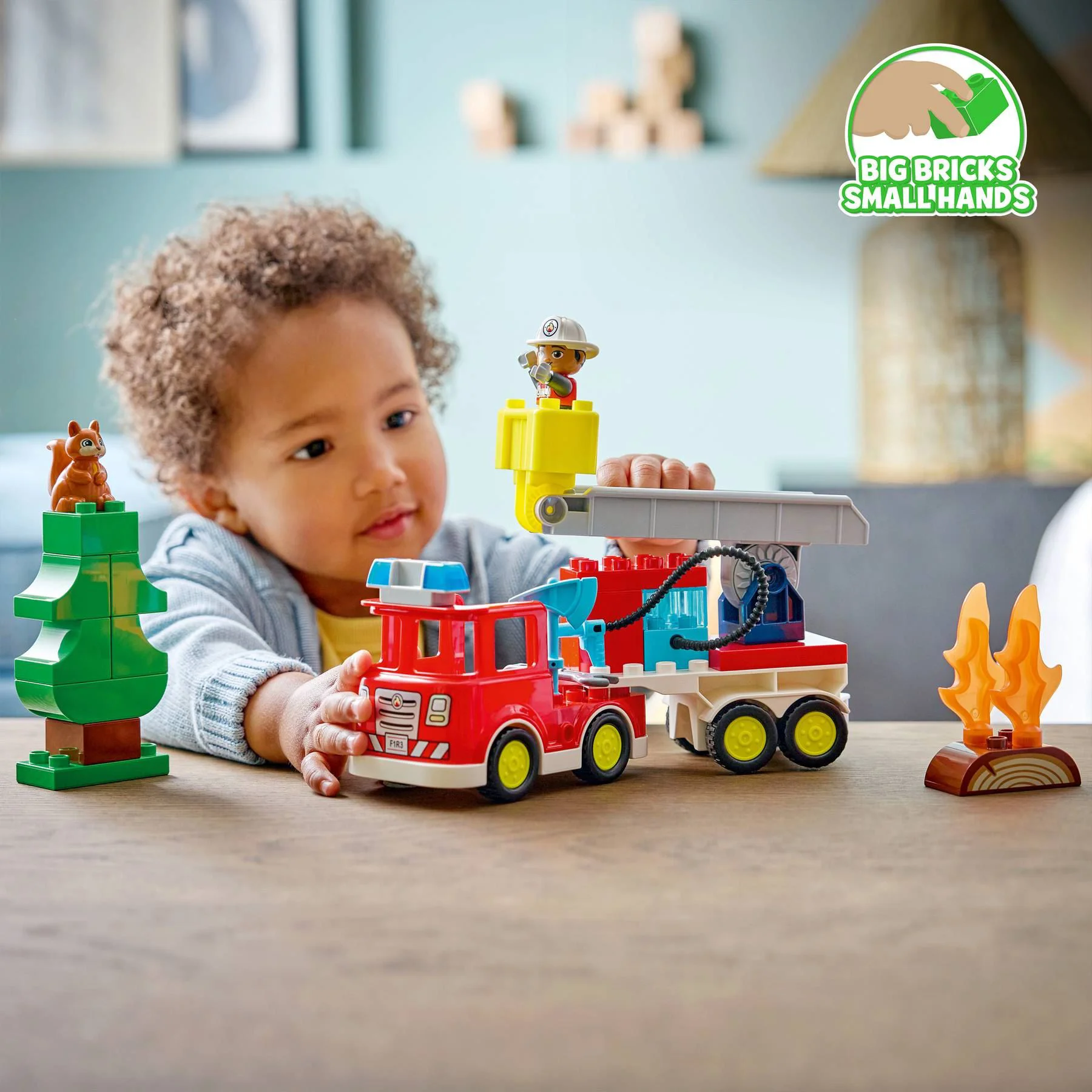 LEGO Duplo - Masina de Pompieri cu Furtun si Pompier foto
