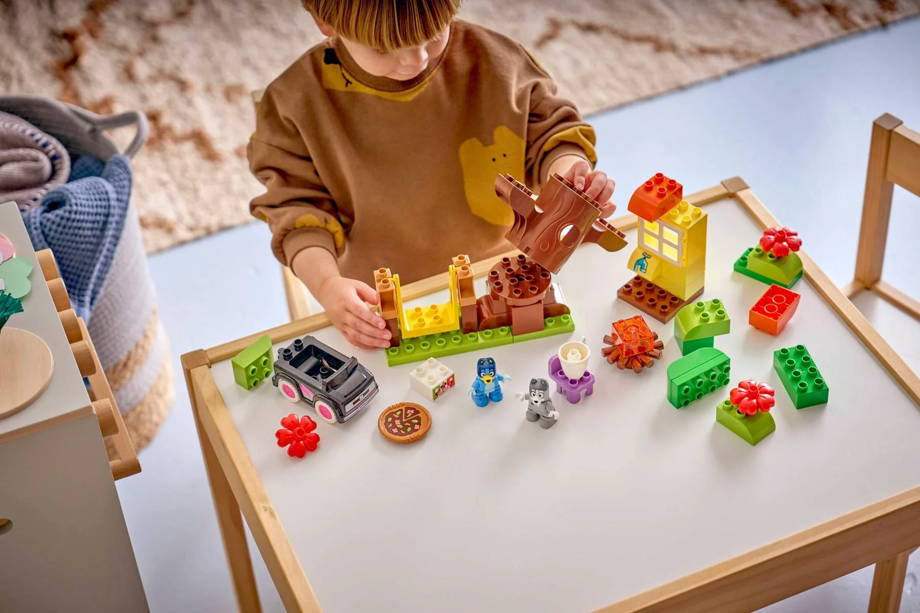 LEGO Duplo - Fetele cu Pizza, Muffin si Bluey foto