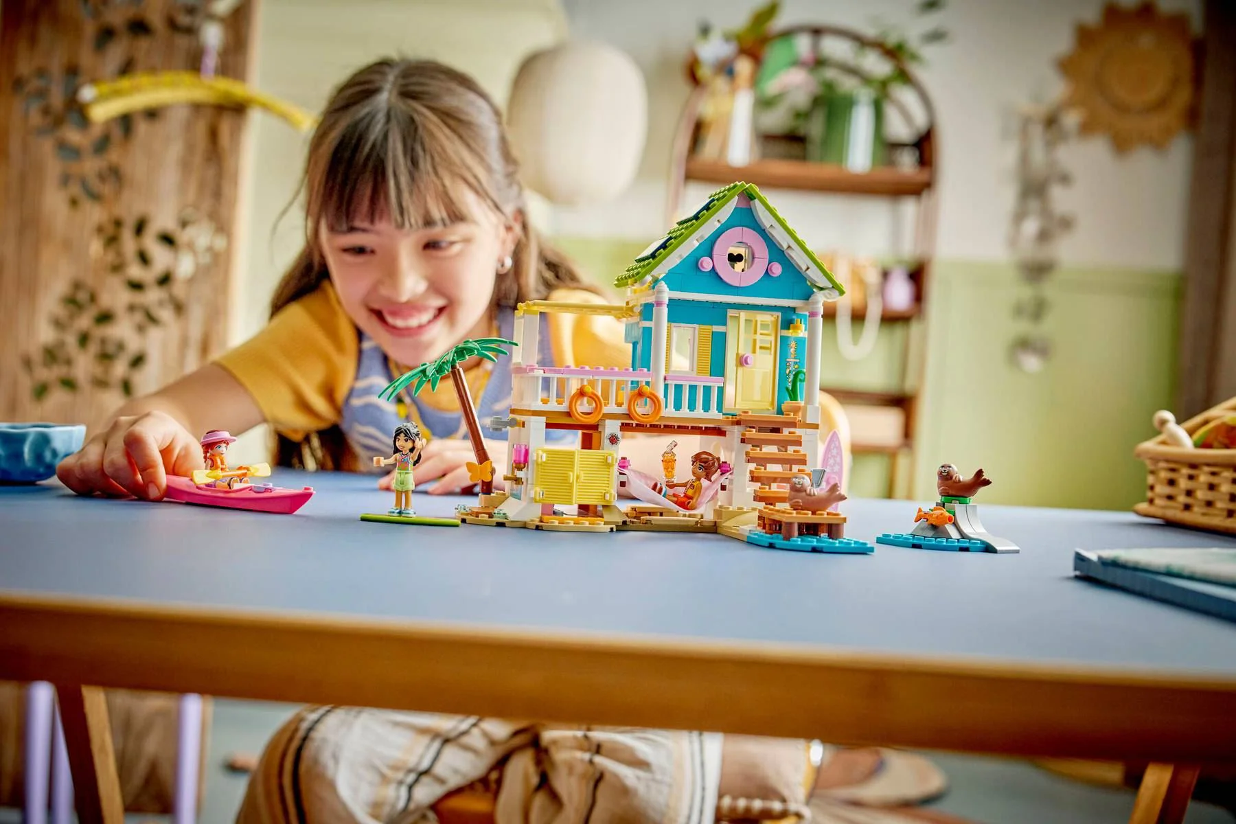 LEGO Friends - Домик на пляже с тюленями foto