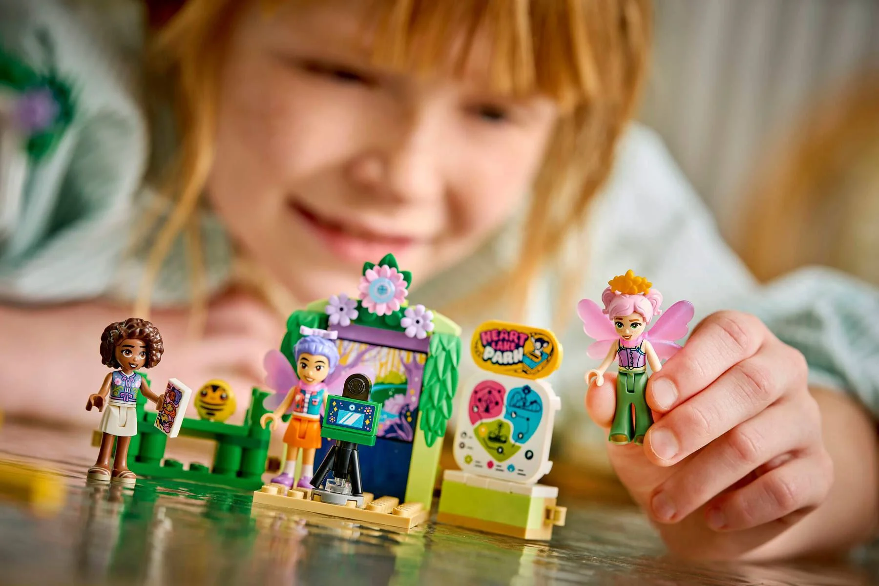 LEGO Friends - Карусель с вращающимся цветком и чашками фей foto