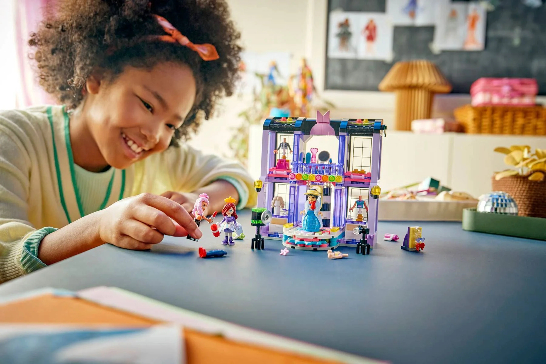 LEGO Friends - Показ мод в Хартлейк-Сити foto