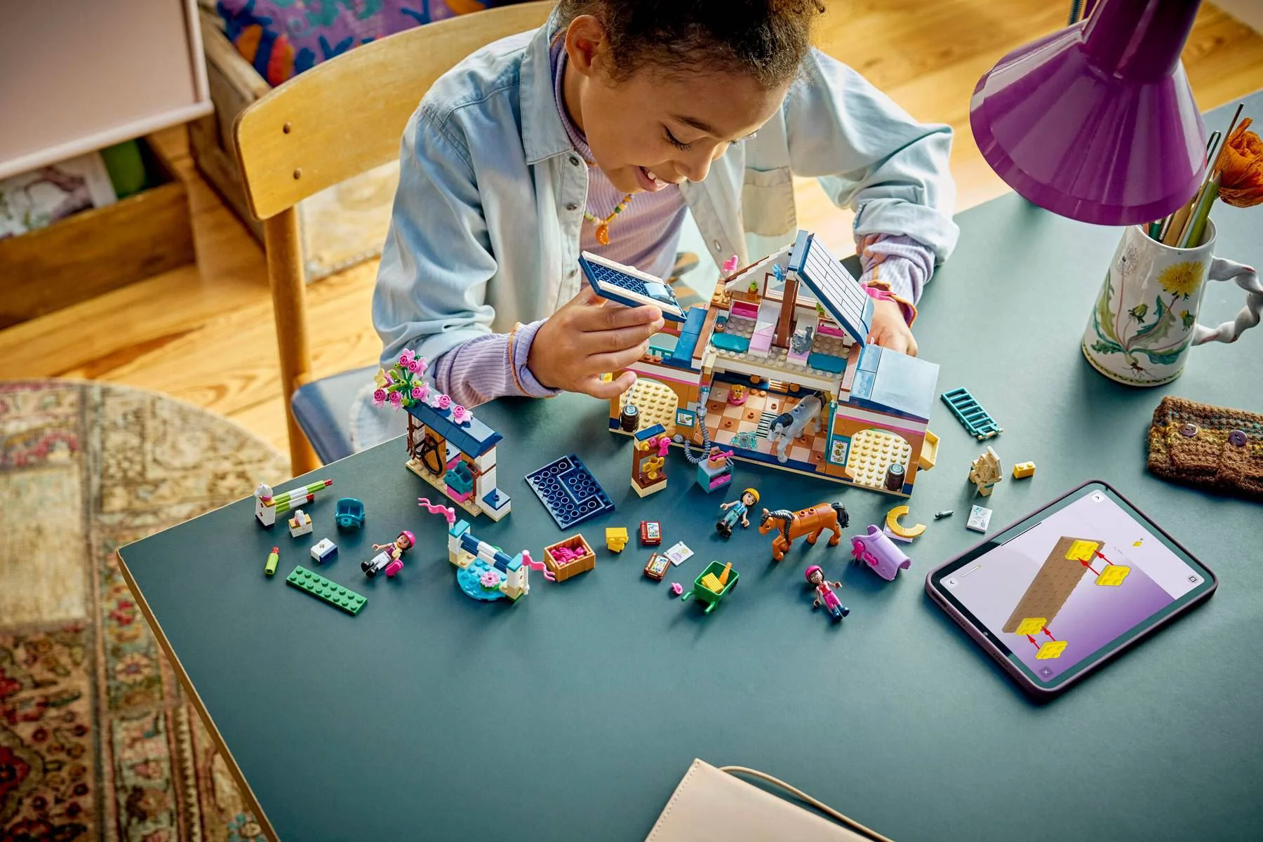 LEGO Friends - Конюшня и школа верховой езды foto