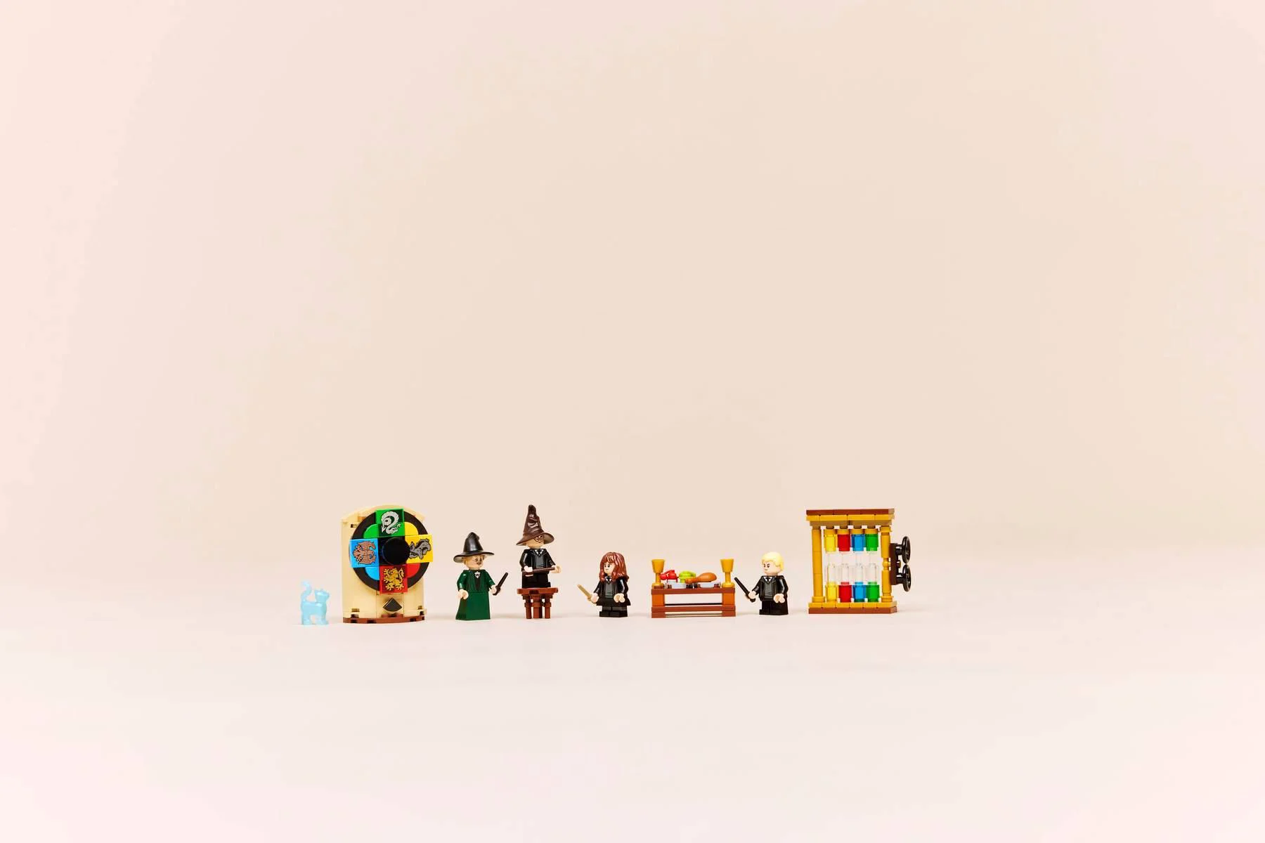 LEGO Harry Potter - Ceremonia Jobenului Magic de la Castelul Hogwarts foto