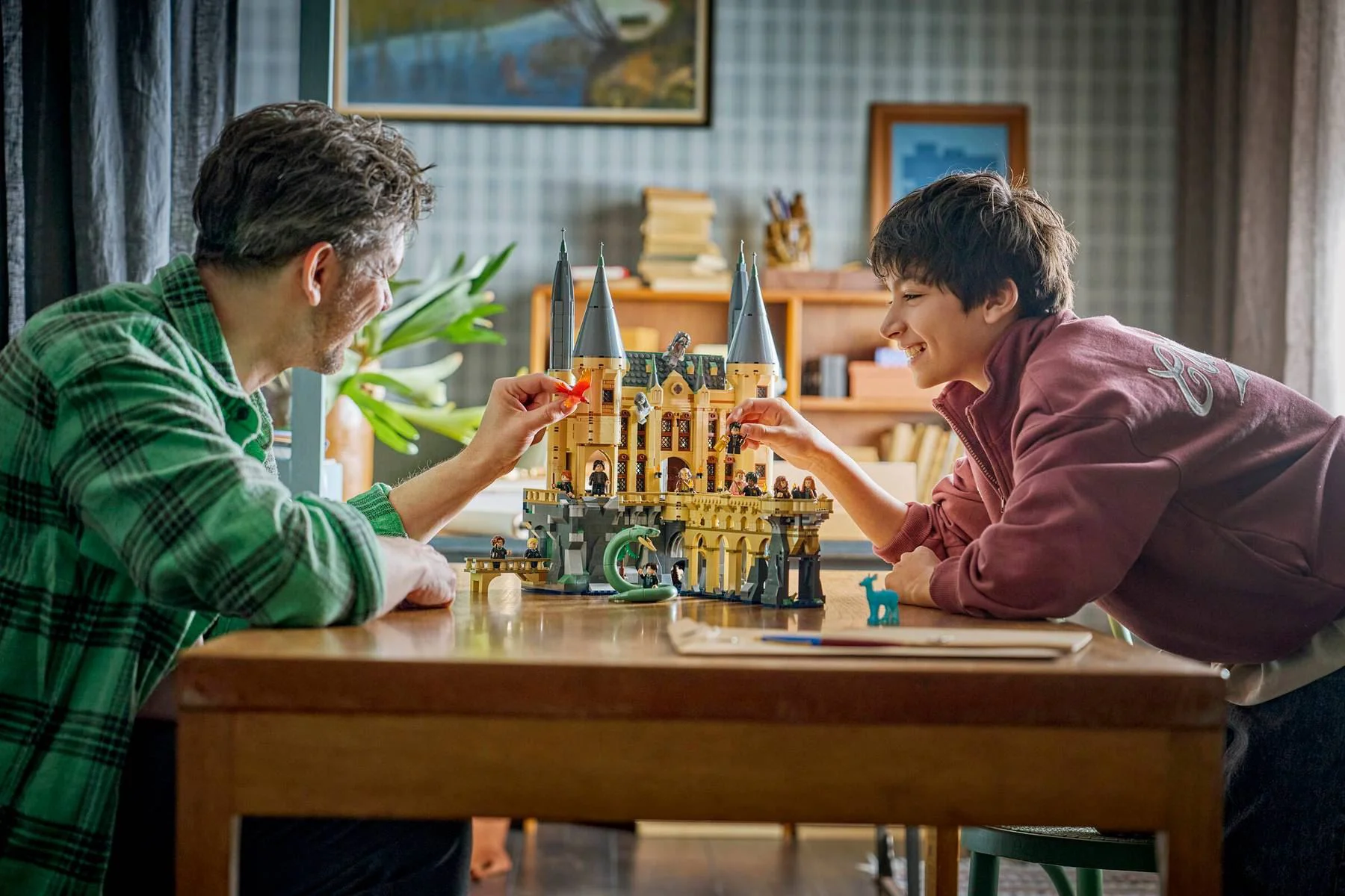 LEGO Harry Potter - Замок Хогвартс: Восточное крыло foto