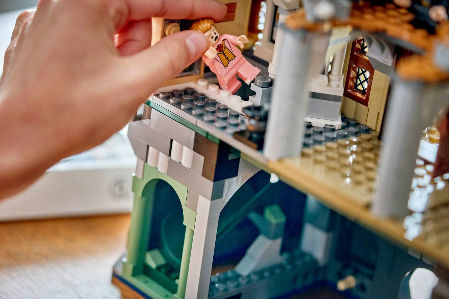 LEGO Harry Potter - Замок Хогвартс: Восточное крыло foto