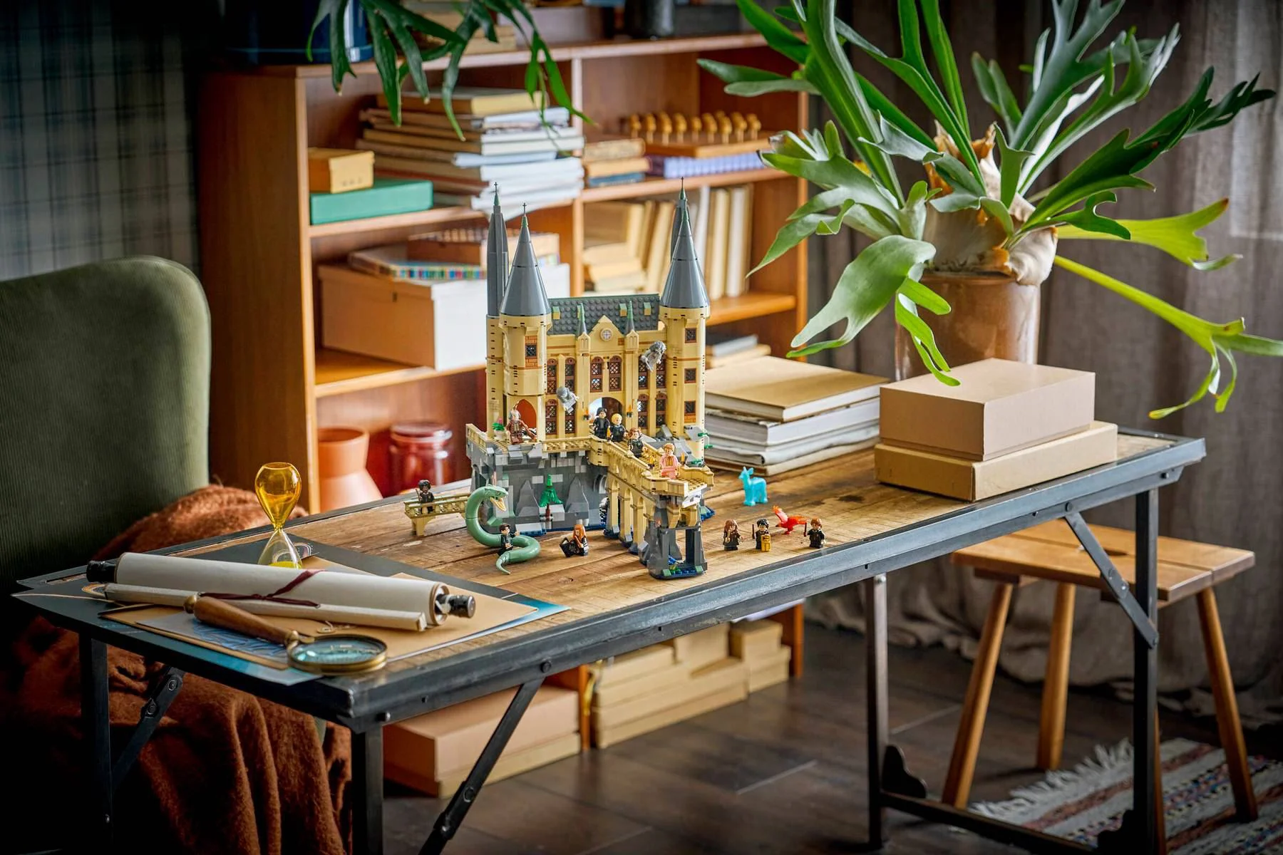 LEGO Harry Potter - Замок Хогвартс: Восточное крыло foto