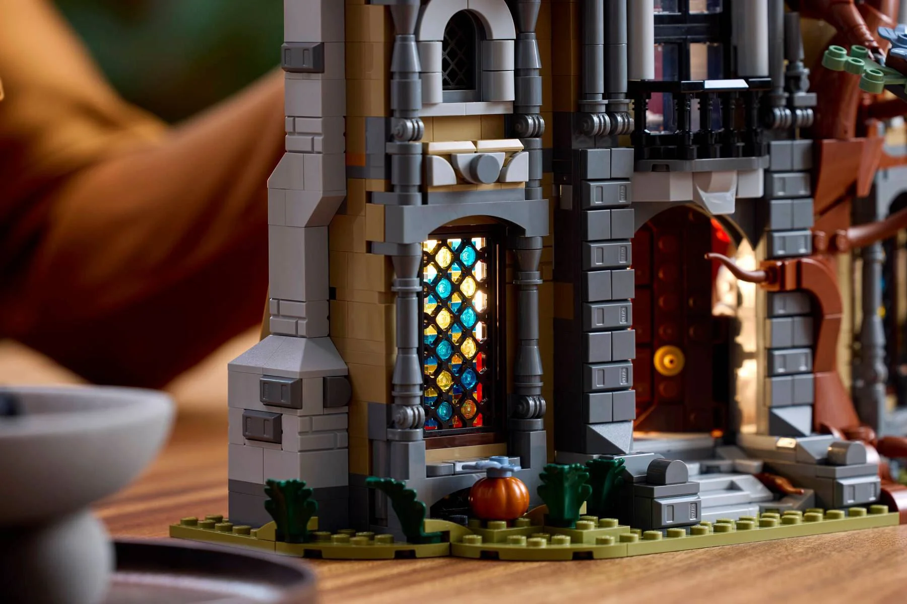 LEGO Icons - Conacul Primarului foto